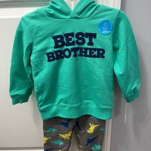 Carter’s light weight boys dinosaur hooded set. 18 Months